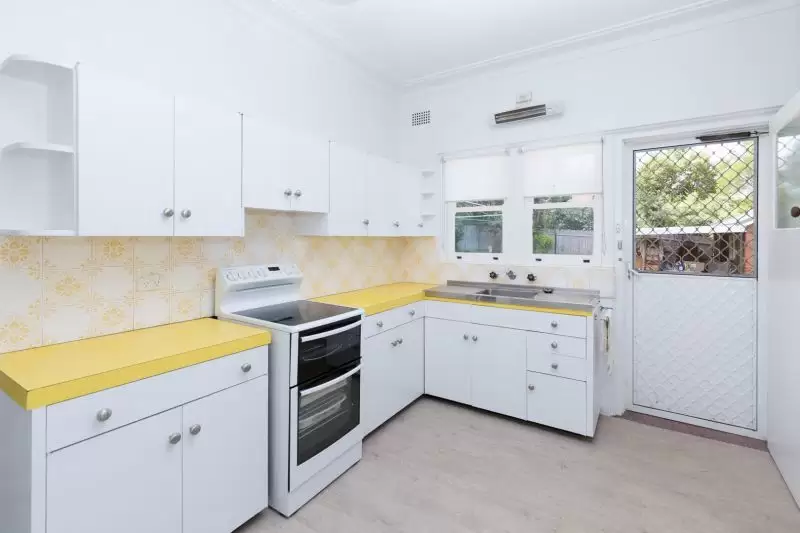 108 Darvall Road, West Ryde Leased by James Avenue - image 1