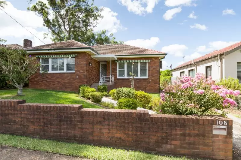 108 Darvall Road, West Ryde For Lease by James Avenue