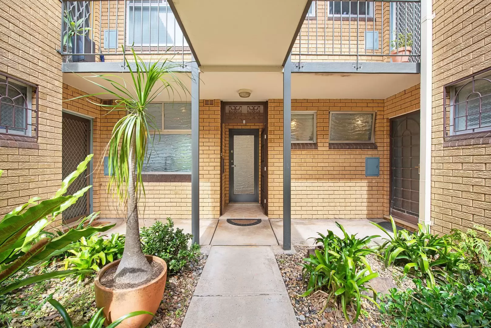 6/15 Queen Street, Mosman For Lease by James Avenue - image 1