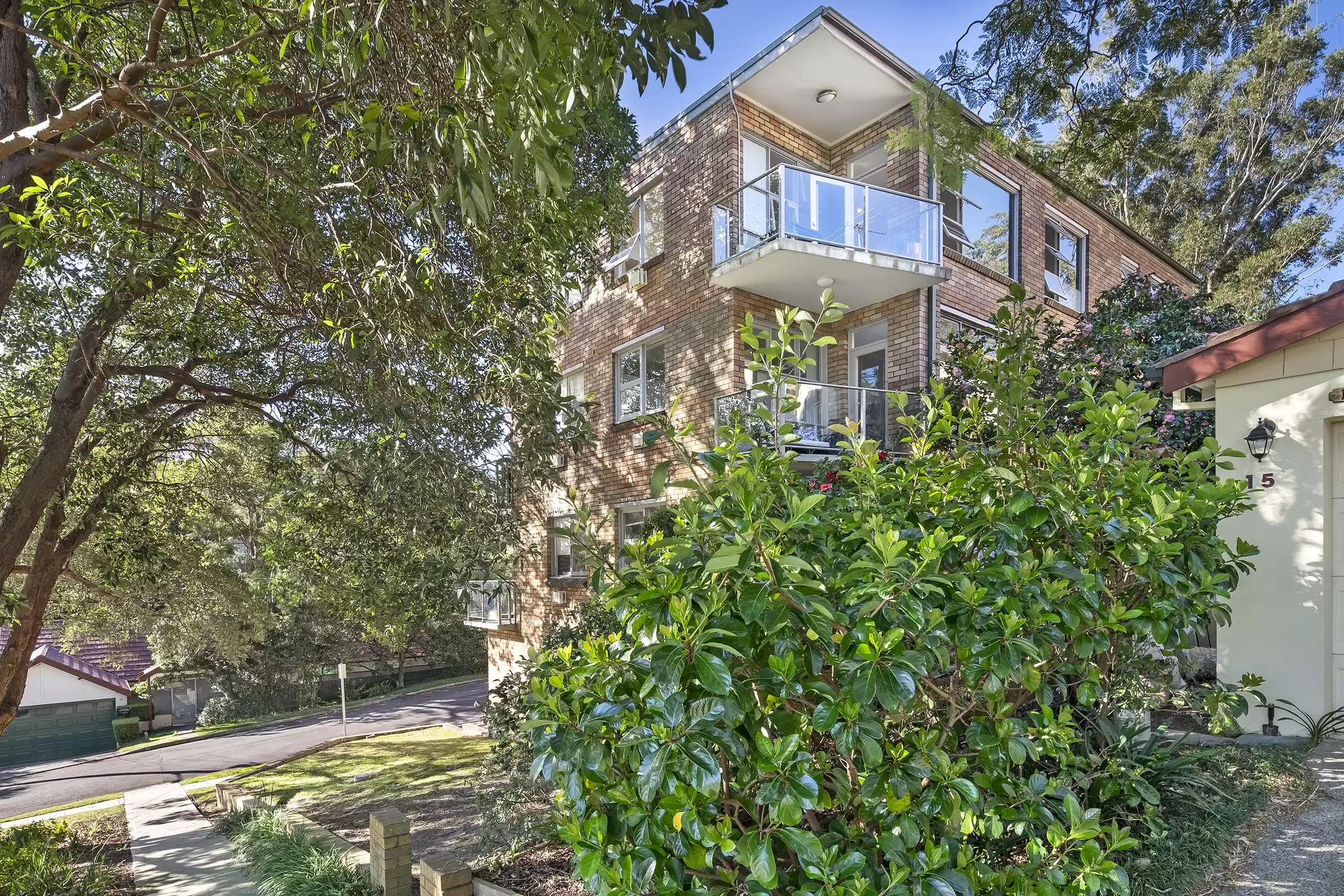 14/20 Innes Road, Greenwich Auction by James Avenue - image 1