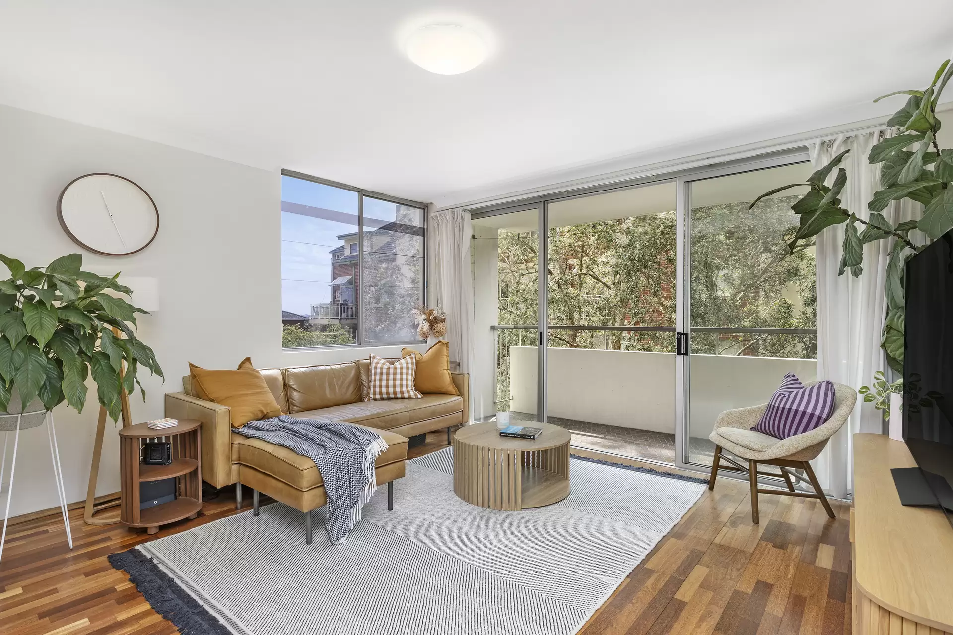 9/2-8 Gerard Street, Cremorne Sold by James Avenue - image 1