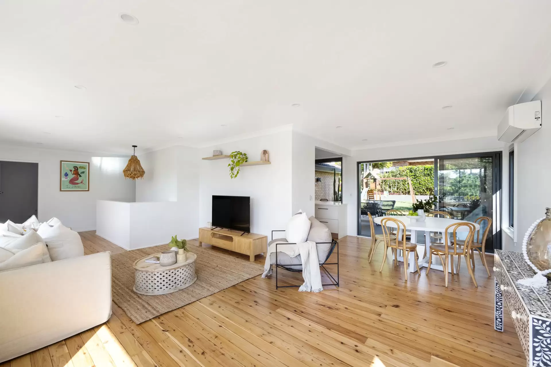 7 Pinaroo Place, Gymea Bay For Lease by James Avenue - image 1