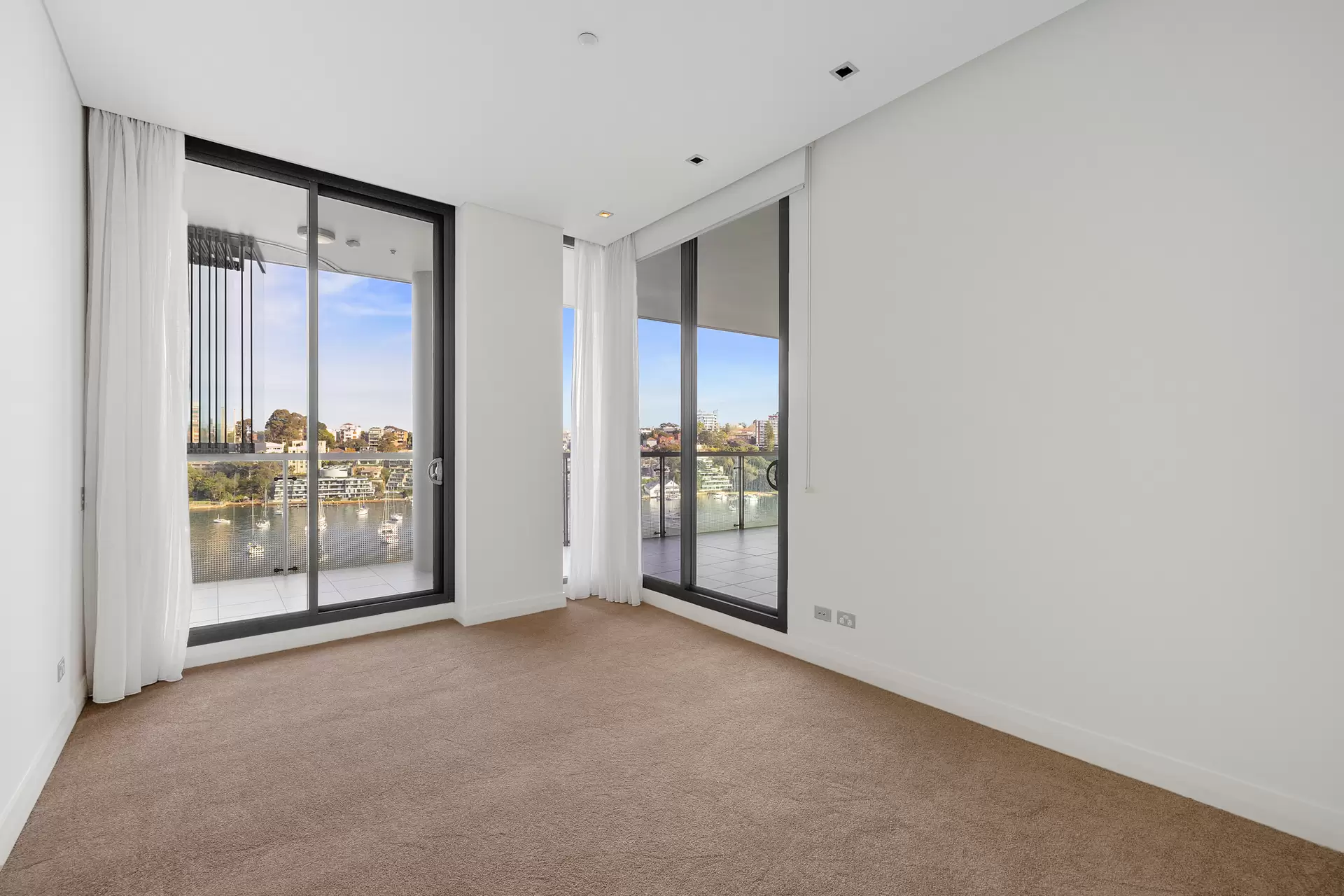 602/8 Glen Street, Milsons Point Leased by James Avenue - image 1