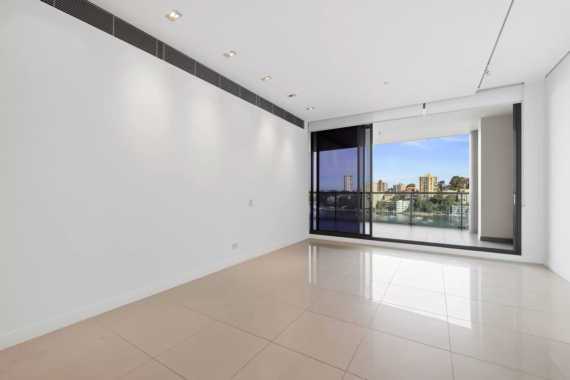 602/8 Glen Street, Milsons Point Leased by James Avenue - image 1